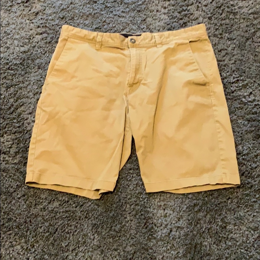 Volcom shorts